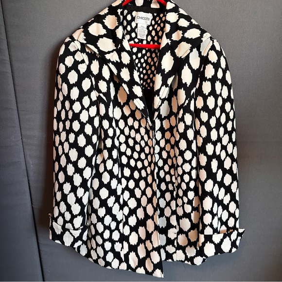 O-21 Chico’s Black & White Spotted Swing Coat sz 0 - Picture 1 of 6